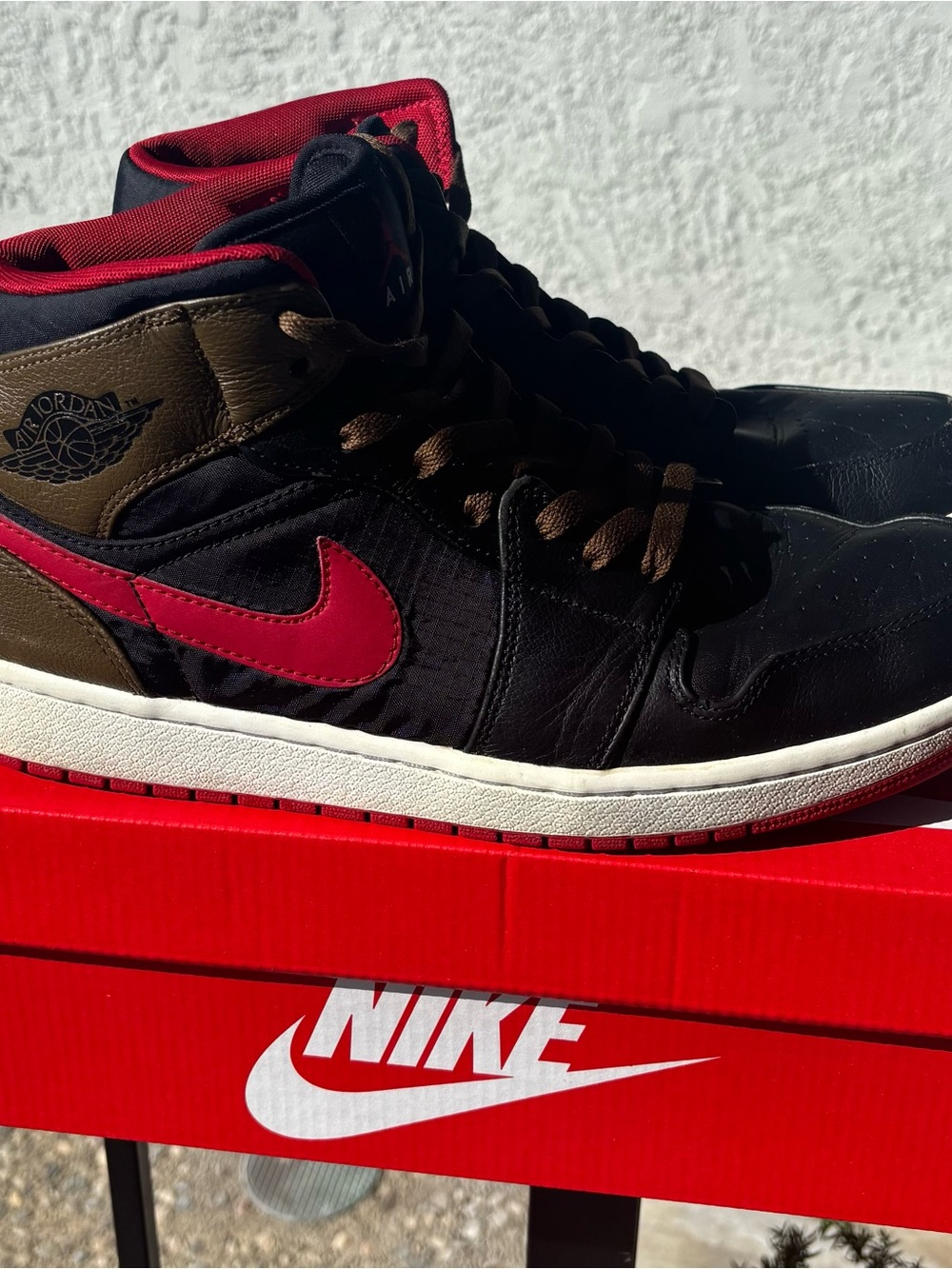 Jordan 1 Retro Phat - Black Red Olive